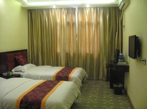 鳳凰溫馨客棧 僅售64元 晚