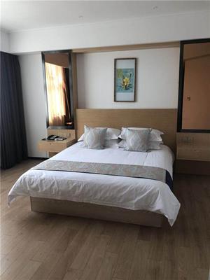 悅星大酒店 熱情服務(wù)與便捷住宿預(yù)訂，融合中型餐館的溫馨體驗(yàn)